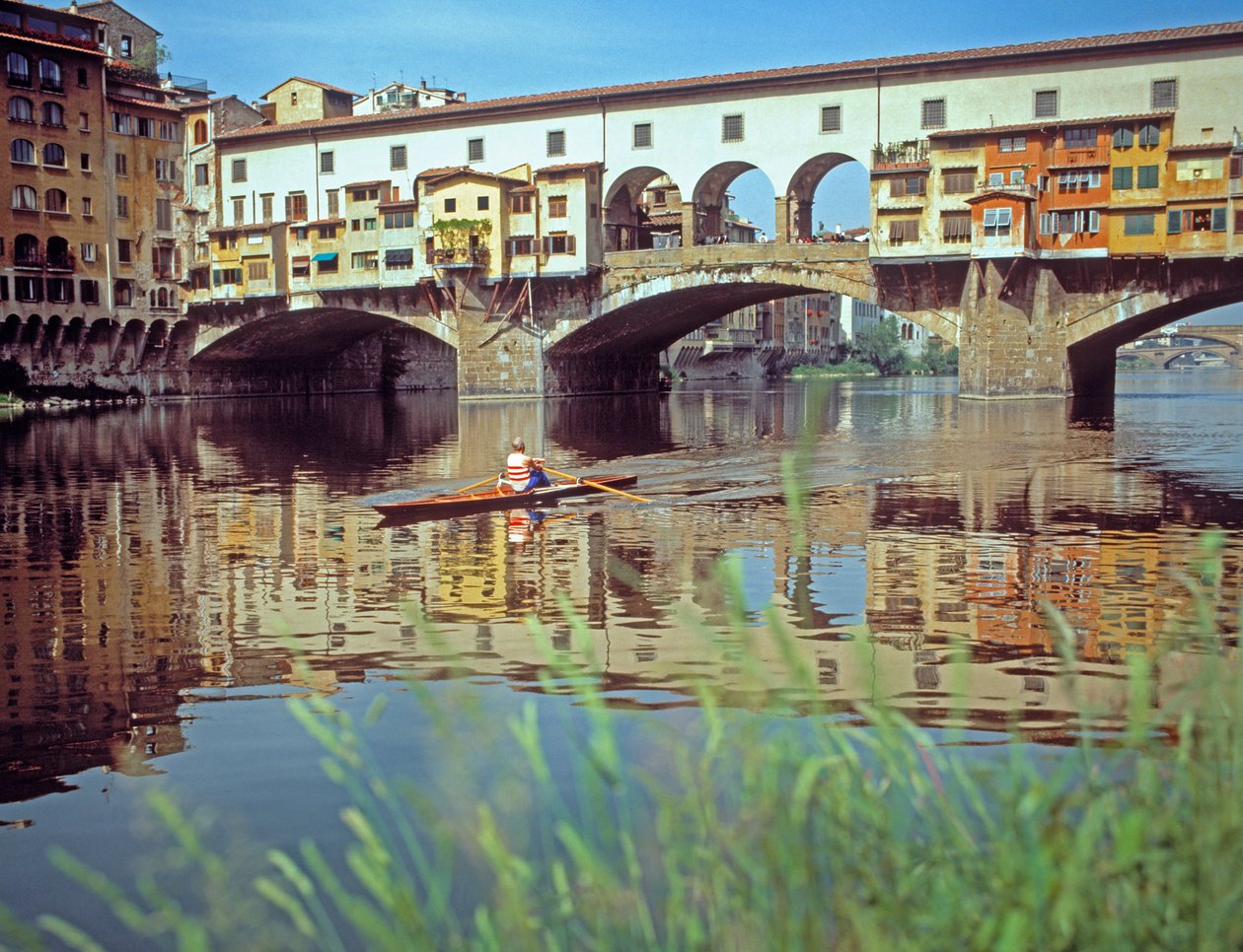 Ponte Vecchio, bygget i 1345 af Taddeo Gaddi