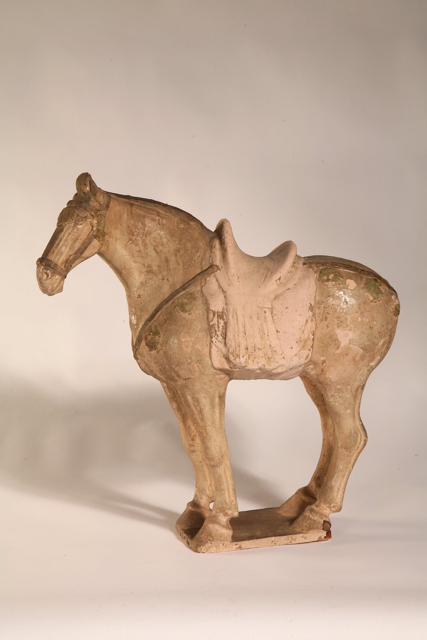 Hest, fra en grav i Gongxian, Henan-provinsen, 700-750 (lertøj) af Tang Dynasty Chinese School
