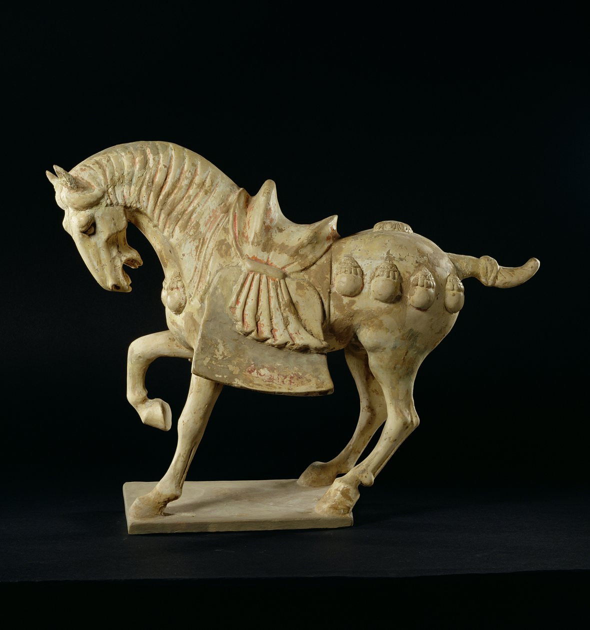 Hest, kinesisk, Tang-dynastiet, ca. 618-906 e.Kr. (keramik) af Tang Dynasty Chinese School