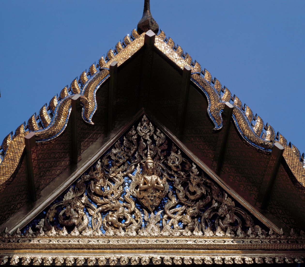 Detalje af en dør af Thai School