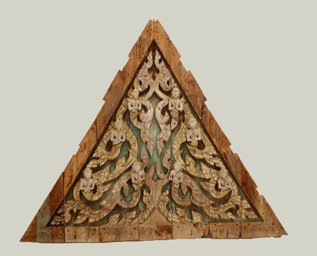Gavlen til et thailandsk tempel sent i Ayutthaya-perioden (1351-1767) (træ) af Thai School