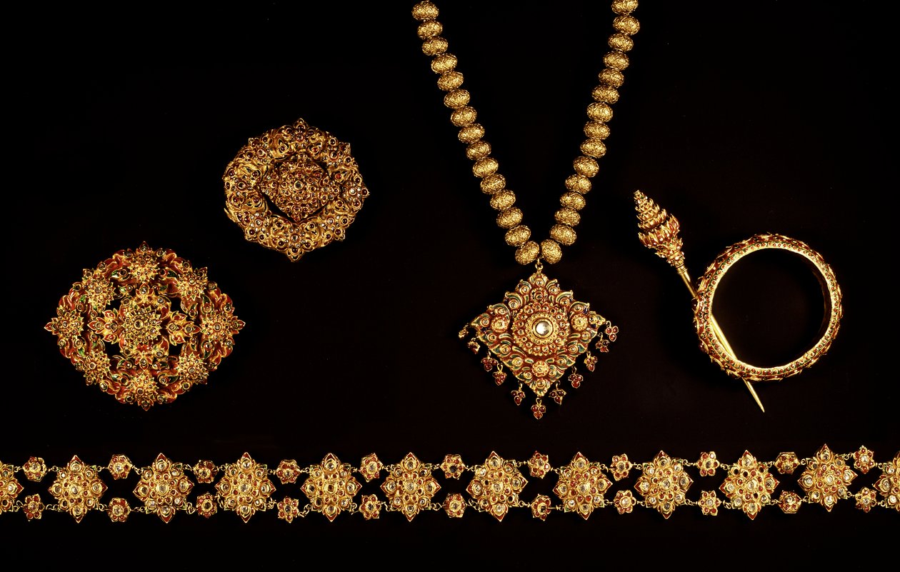 Smykker, Ayutthaya-perioden (1350-1767), 17. til 18. århundrede (guld og ædelstene) af Thai School