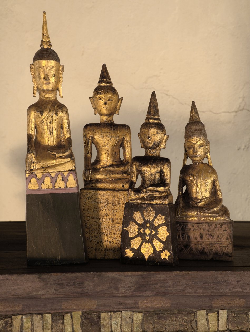 Wooden Votive Buddhas, Nordthailand (træ) af Thai School