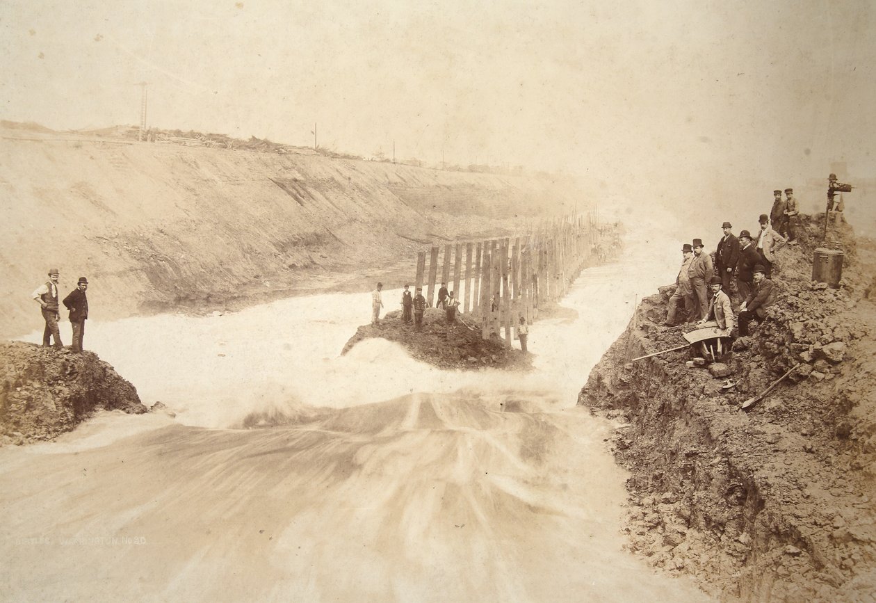 Udlejning af vandet ved Ellesmere Port, med E.L. Williams og andre ingeniører (sepia foto) af Thomas Birtles
