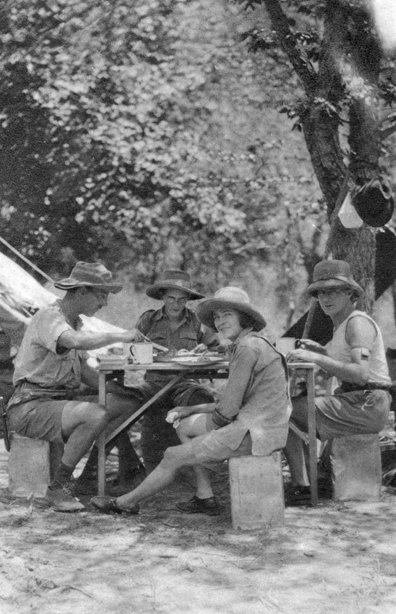 Spisetid, Livingstone til Broken Hill, Nordrhodesia, 1925 1927. af Thomas A. Glover