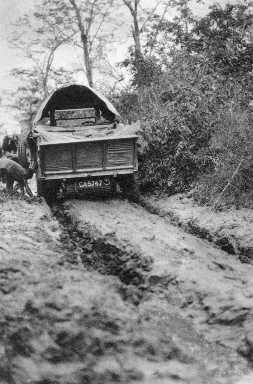 Pløjning gennem mudder, Bulawayo til Dett, Sydrhodesia, c1924-c1925 1927. af Thomas A. Glover