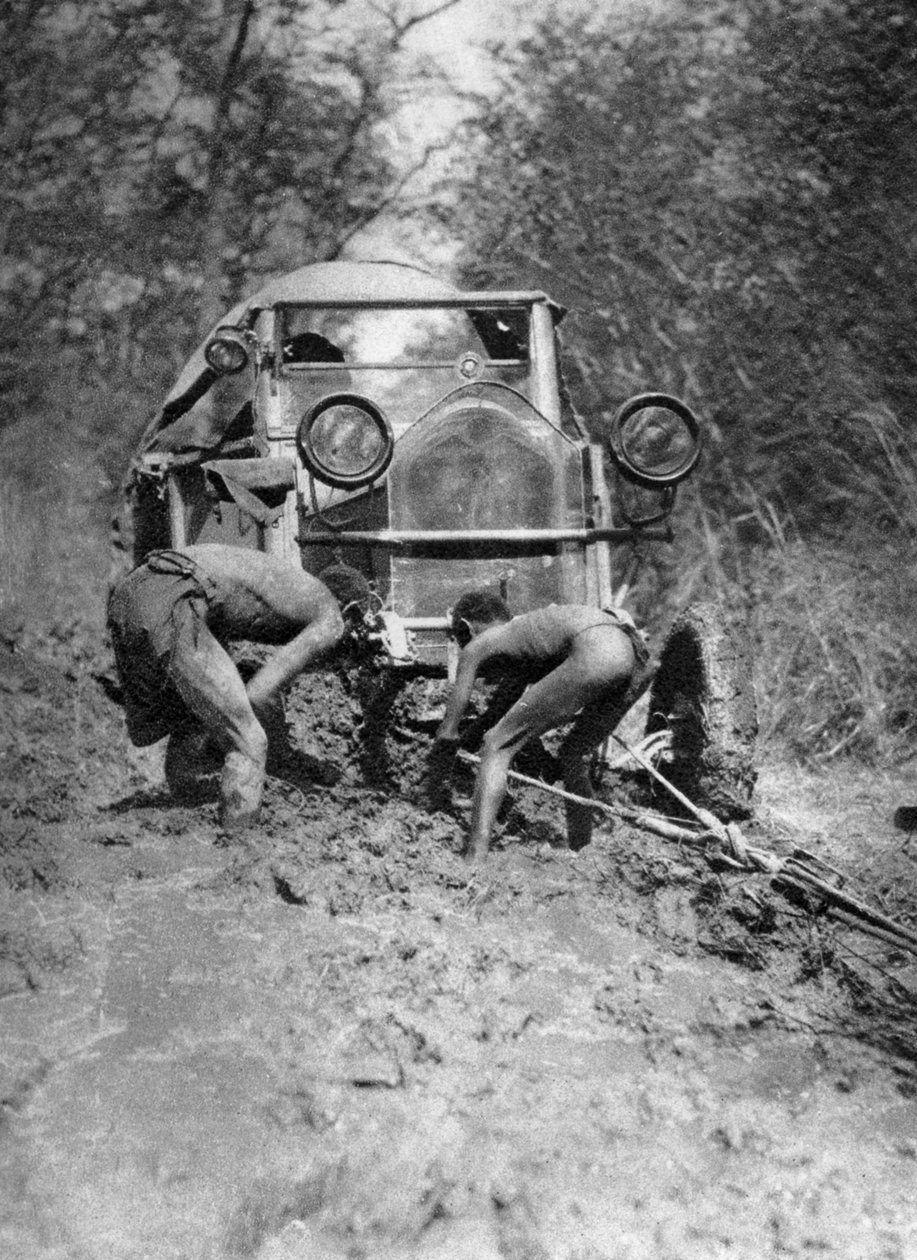 Fast i mudderet, Bulawayo til Dett, Sydrhodesia, c1924-c1925 1927 af Thomas A. Glover