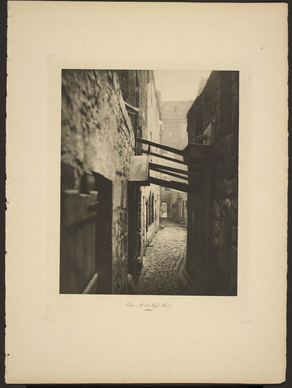 Luk nr. 83 High Street af Thomas Annan