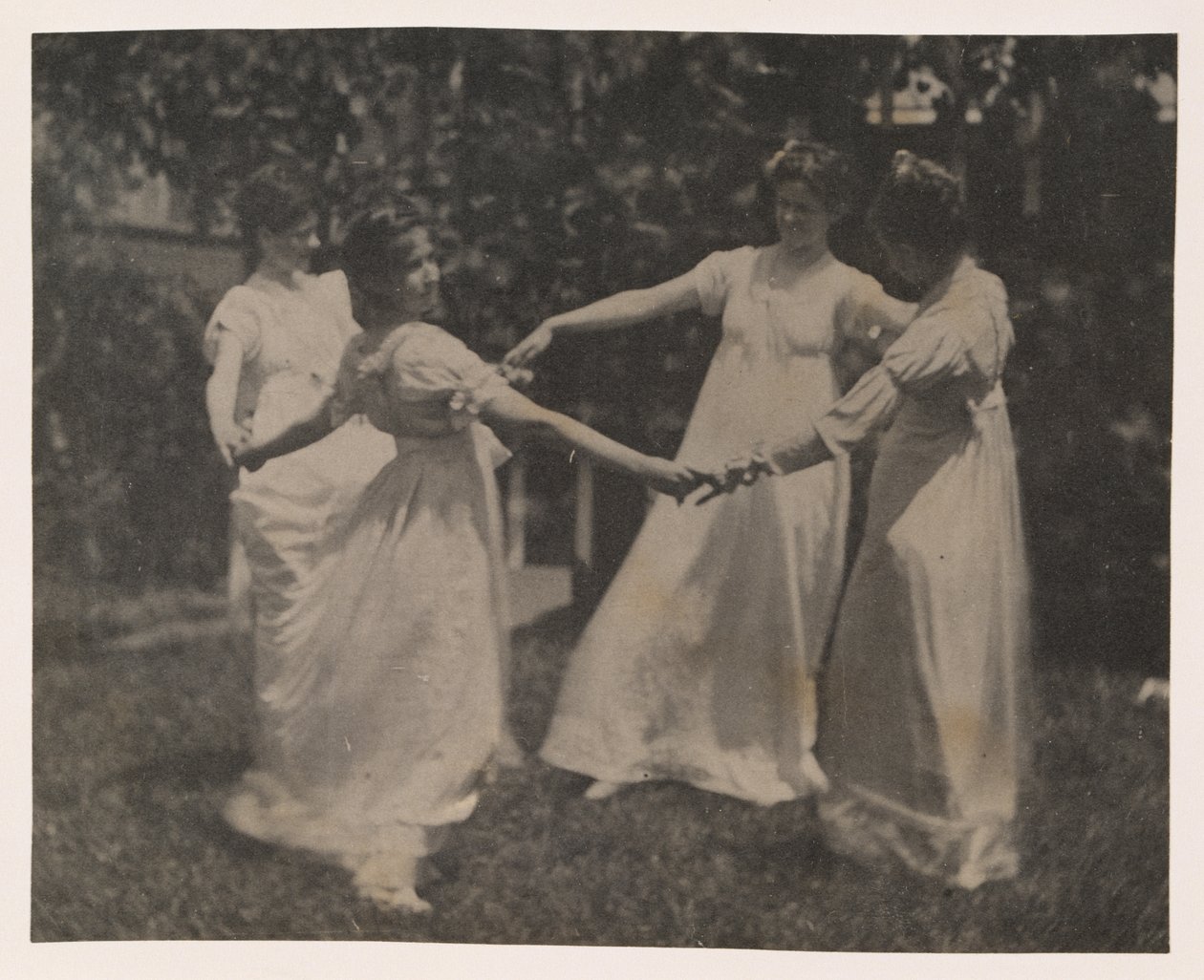 Susan Hannah Macdowell, en ukendt pige, Elizabeth Macdowell og muligvis Mary Macdowell ved Macdowell-huset af Thomas Eakins