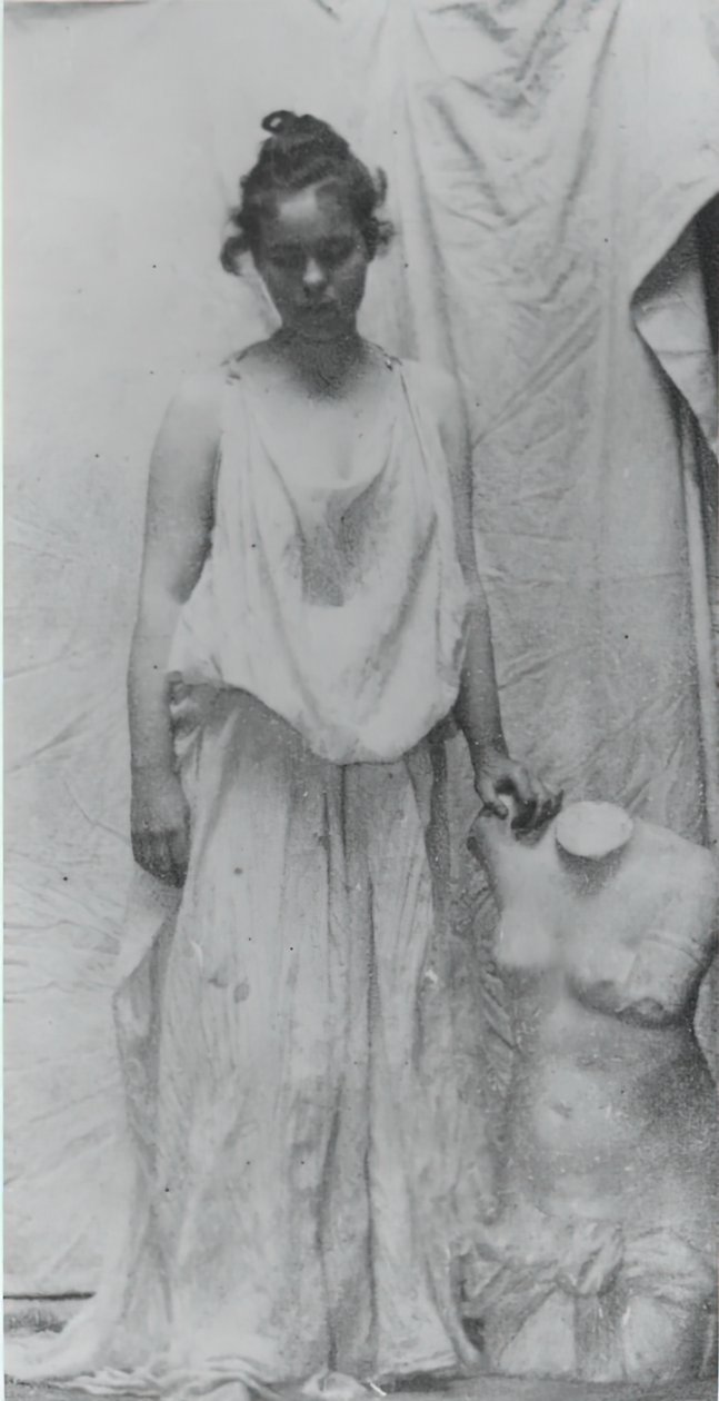 Weda Cook med antik afstøbning, ca. 1892. af Thomas Eakins
