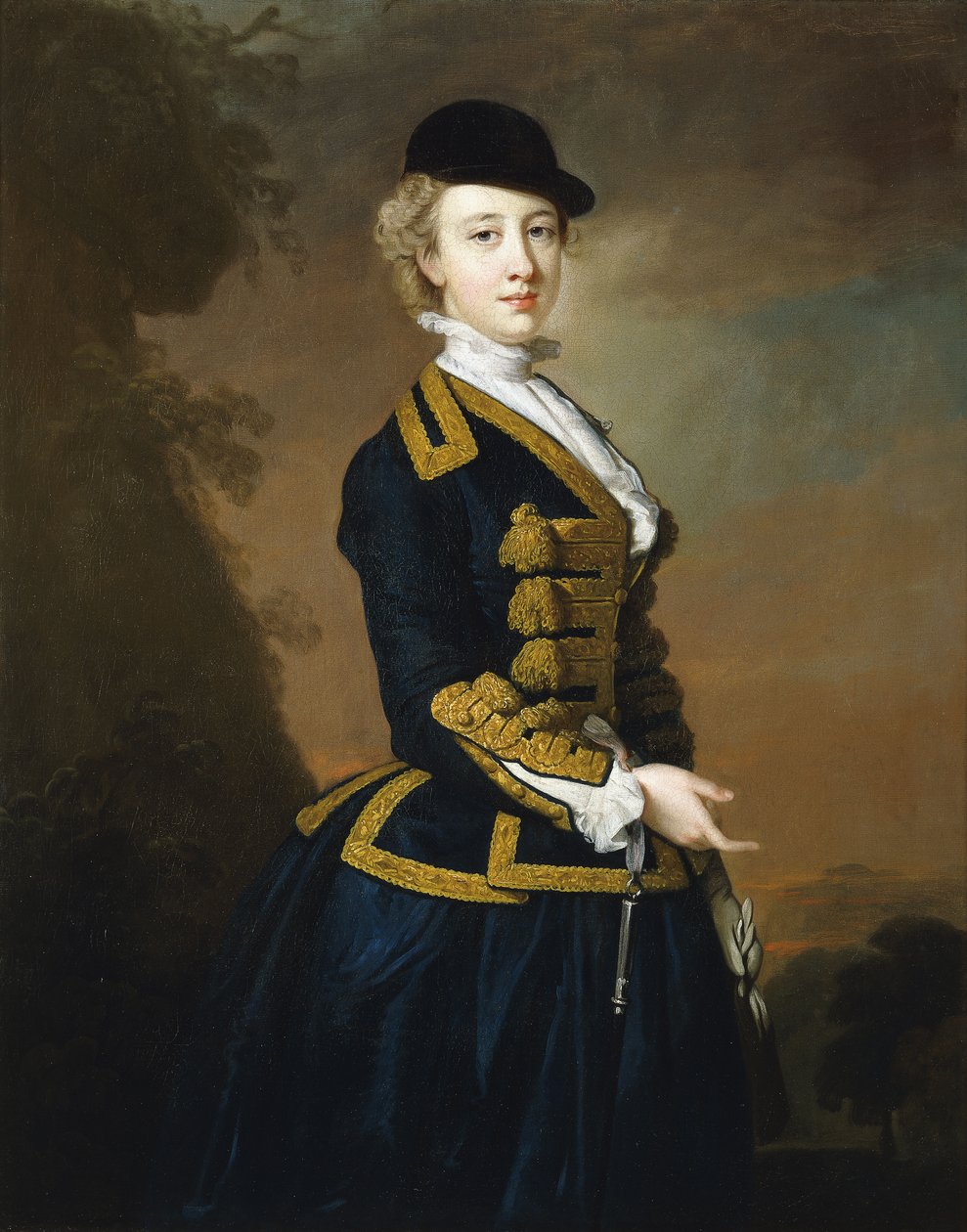 Portræt af Nancy Fortescue, iført en mørkeblå ridevane med guldfrø og kasket, af Thomas Hudson