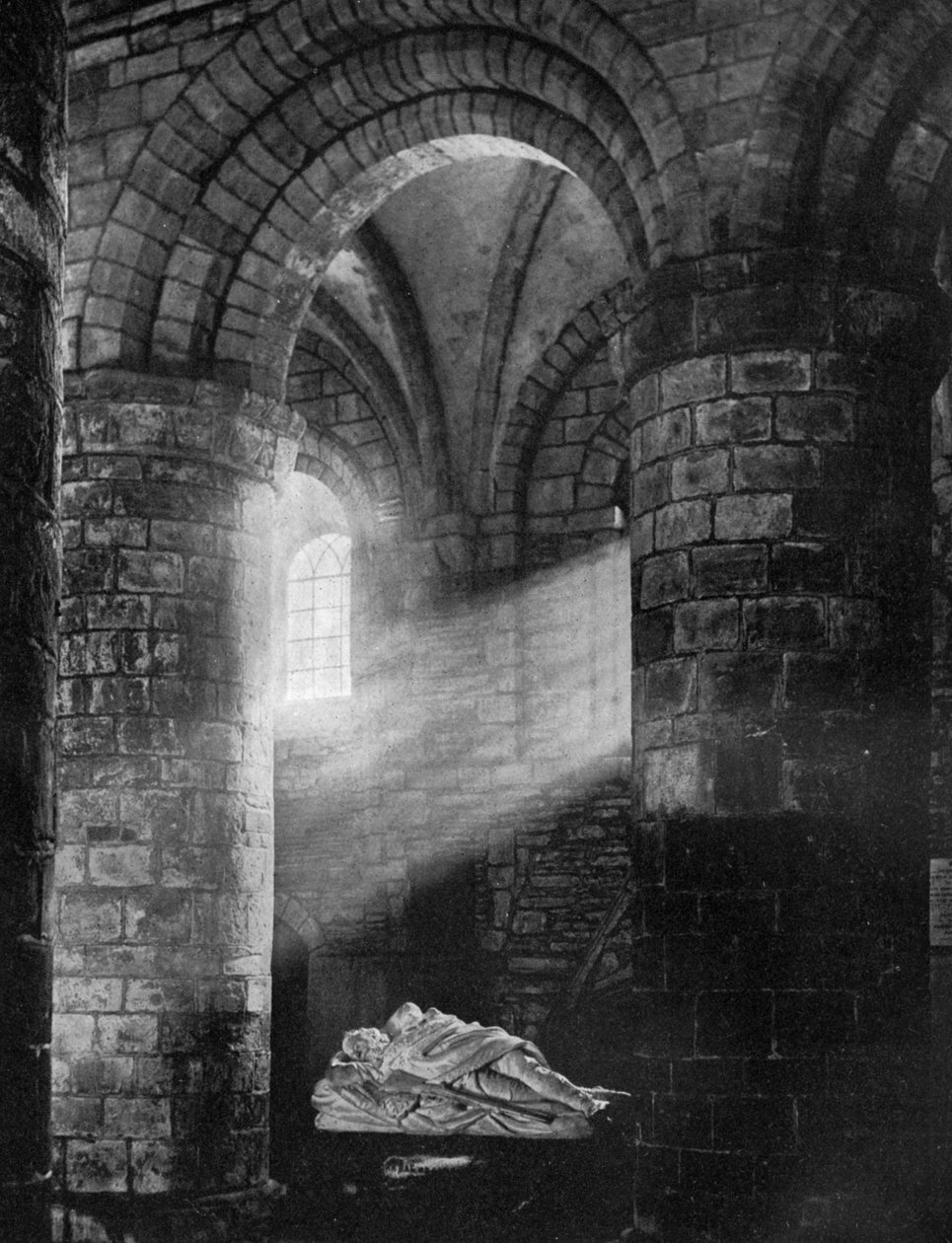 Interiør af St Magnus Cathedral, Kirkwall, Orkney, Skotland, 1924-1926. af Thomas Kent