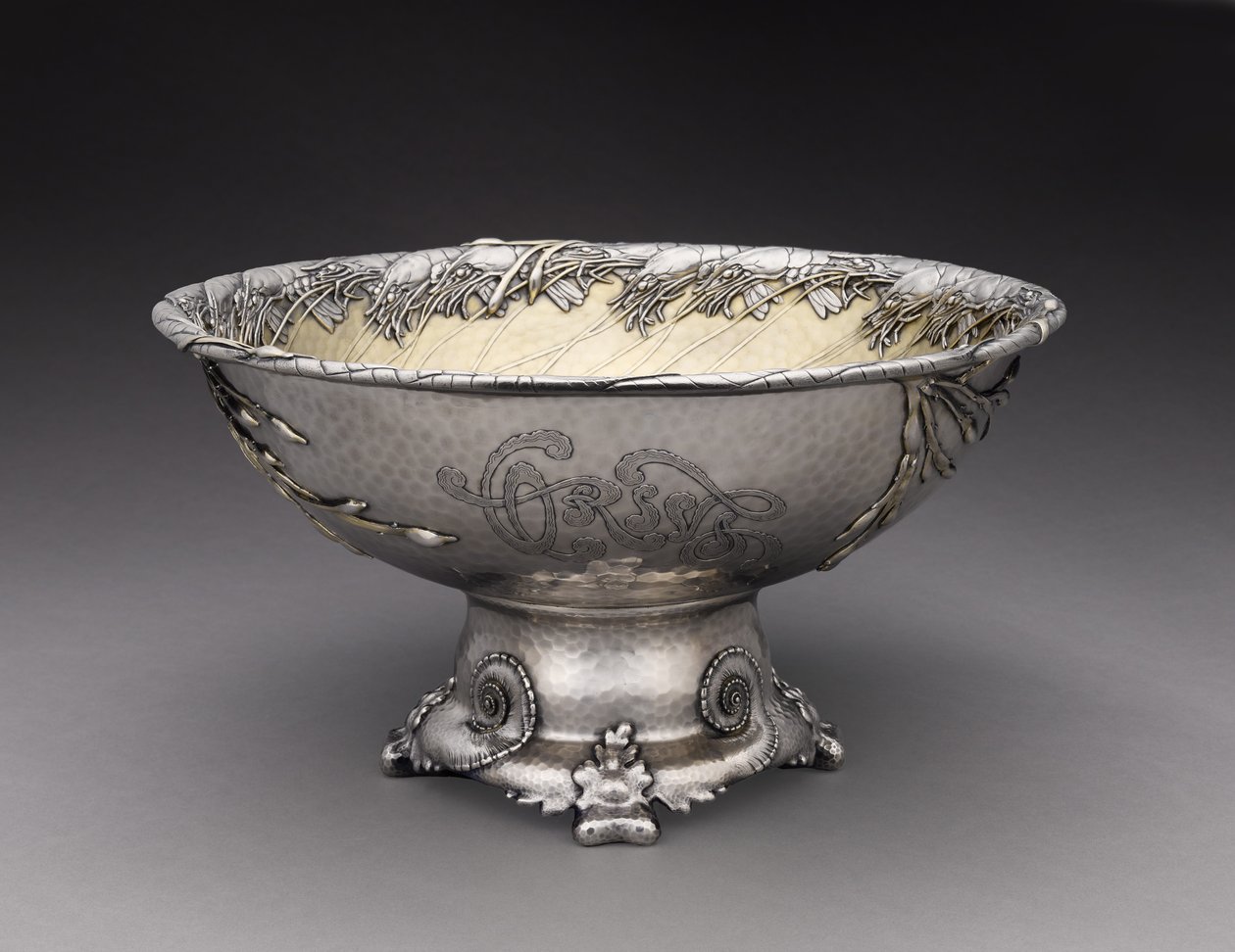 Punch Bowl, Tiffany and Company, 1884 (sterling sølv med forgyldt) af Tiffany and Company Tiffany and Company