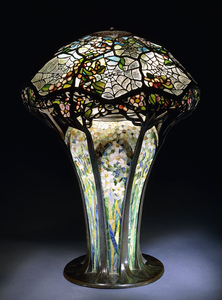 En "spindelvæv" bordlampe af bly af Tiffany Studios, ca. 1906 af Tiffany Studios