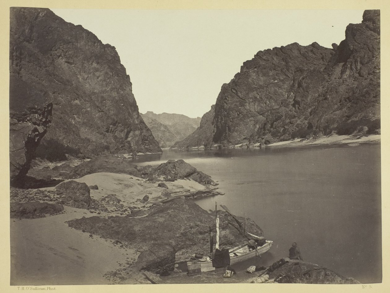 Black Cañon, Colorado River, set ovenfra fra Camp 7 af Timothy O
