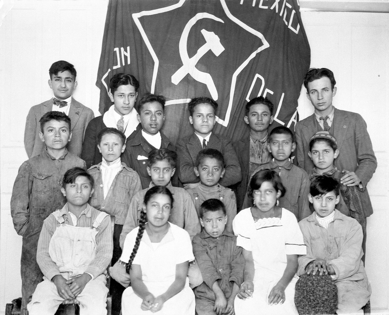 Nationalkomiteen for ungdomsorganisationen for det kommunistiske parti i Mexico, Mexico City, 1928 af Tina Modotti