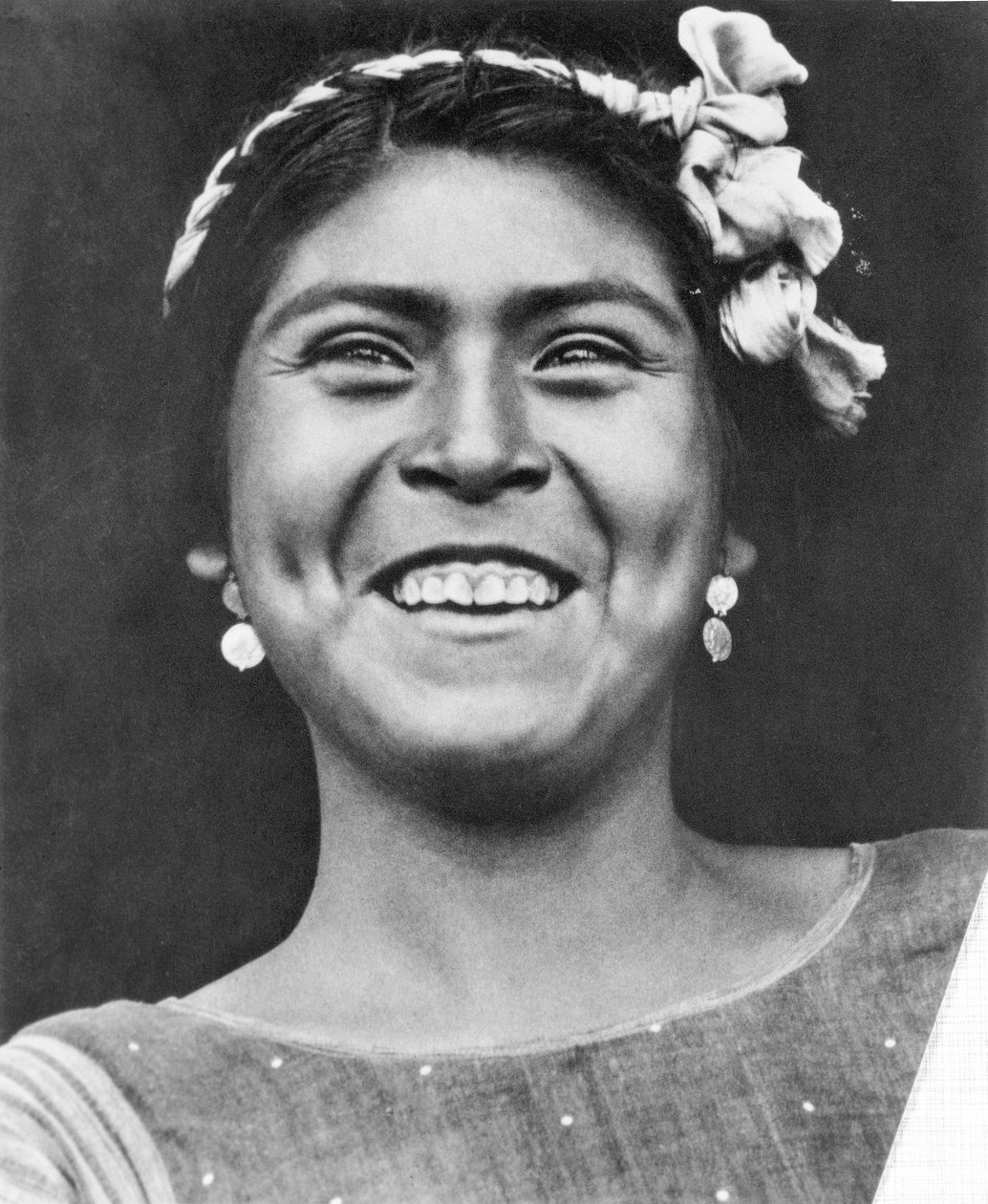 Kvinde fra Tehuantepec, Mexico, 1929 af Tina Modotti