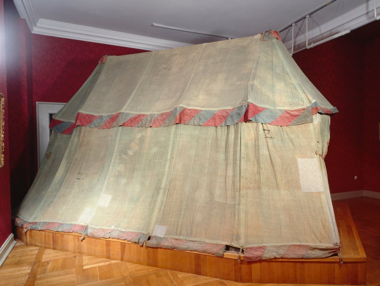 Udvendigt billede af et tyrkisk telt (tekstil) (se også 312159) af Turkish School