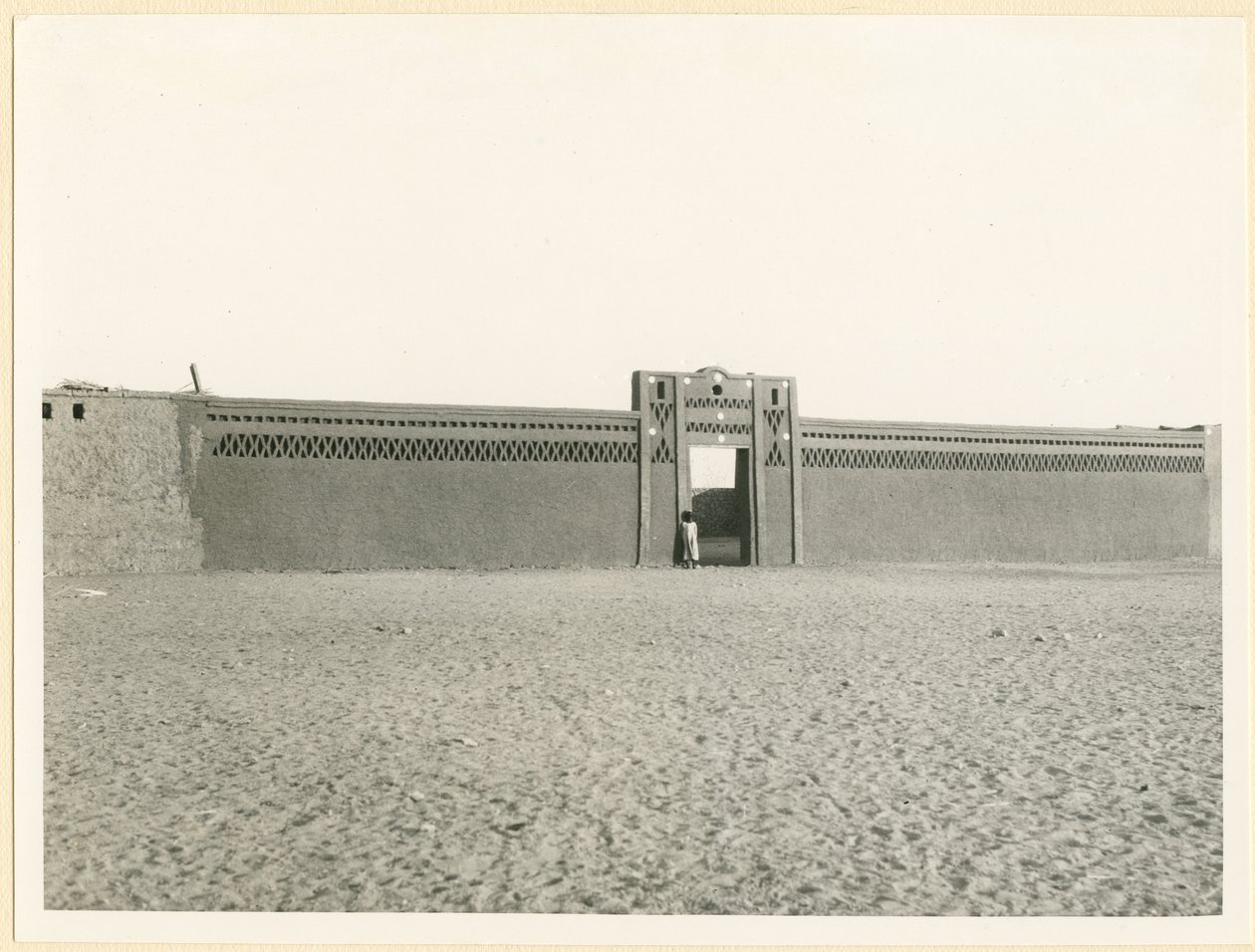 Murstensvæg, Allaqi, Egypten, fotografi af Ugo Monneret de Villard, ca. 1925 af Ugo Monneret de Villard