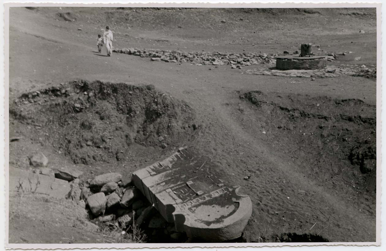 Fragmenter af stele, Axum, Etiopien, foto af Ugo Monneret de Villard af Ugo Monneret de Villard