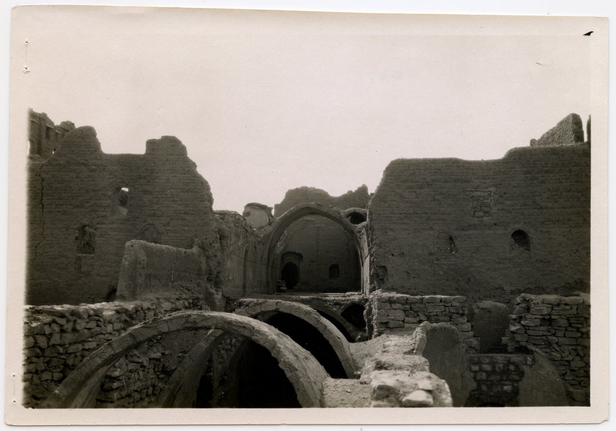 Stort tårn (qasr) i Sankt Simeons kloster, Aswan, Egypten, foto af Ugo Monneret de Villard af Ugo Monneret de Villard