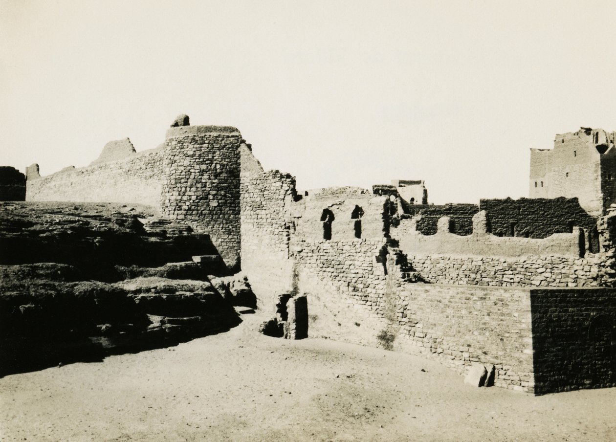 Simeons kloster, set fra sydøst, Aswan, Egypten, foto af Ugo Monneret de Villard af Ugo Monneret de Villard