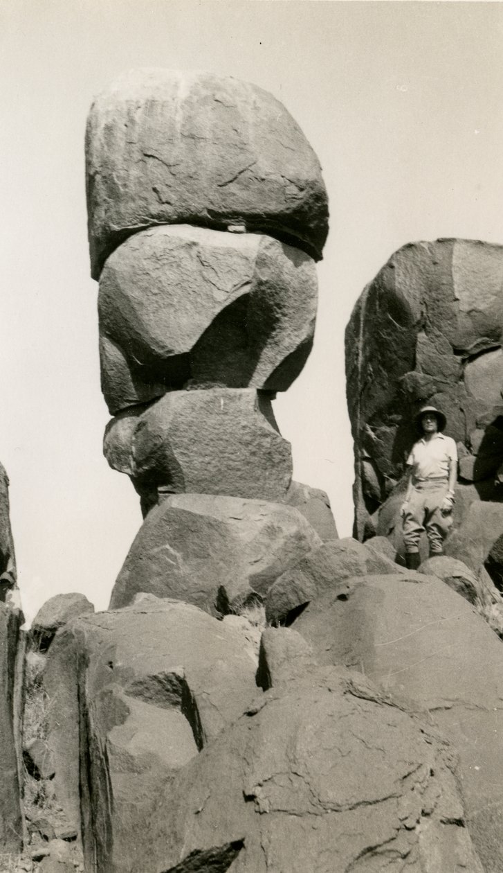 Klipper i Goz Regeb, Sudan, fotografi af Ugo Monneret de Villard, ca. 1925 af Ugo Monneret de Villard