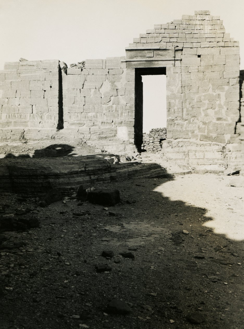 Ruiner af et tempel, Qasr Ibrim, Egypten, foto af Ugo Monneret de Villard af Ugo Monneret de Villard