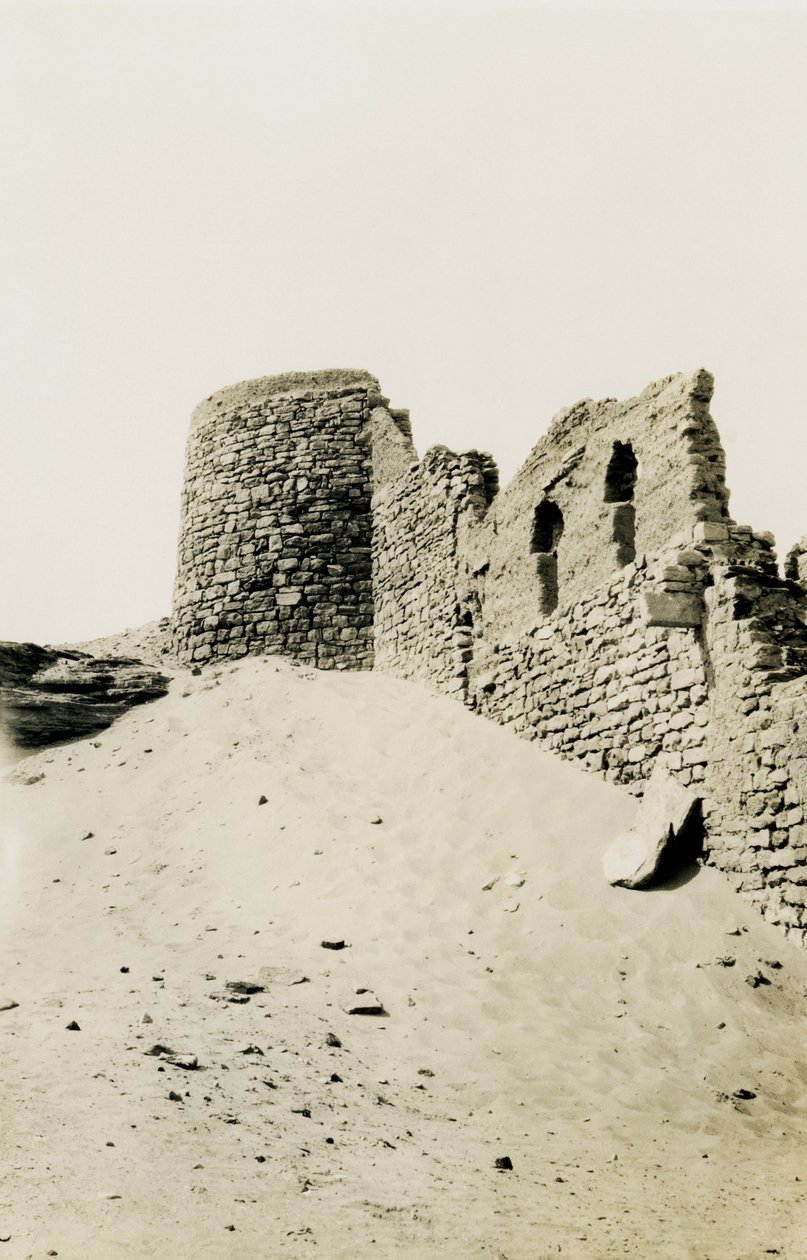 Simeon-klostrets tårn, Aswan, Egypten, foto af Ugo Monneret de Villard af Ugo Monneret de Villard