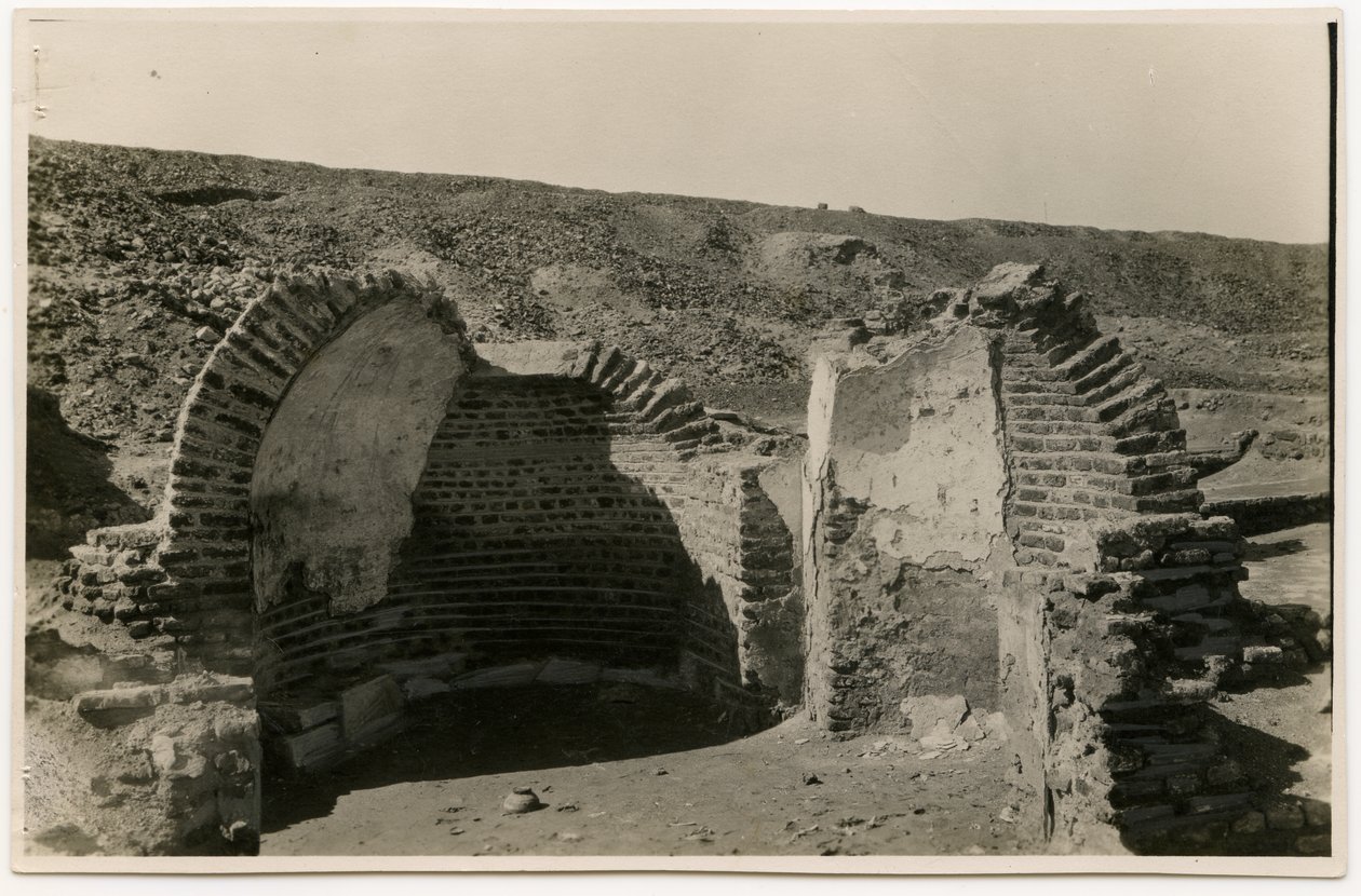 Trilobed-bygning, al-Fustat, Egypten, foto af Ugo Monneret de Villard af Ugo Monneret de Villard