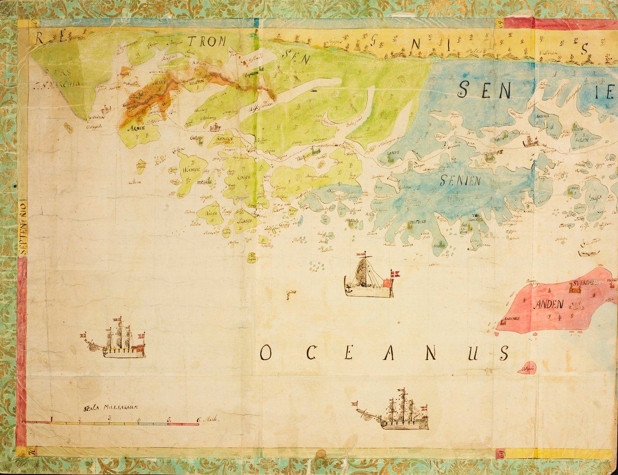 Kort fra Nationalbibliotekets kortsamling. Kortet er offentliggjort i Håndskiltet () og viser Trøndelag, Nordland, Troms, kysten, havkort af Ukjent tegner
