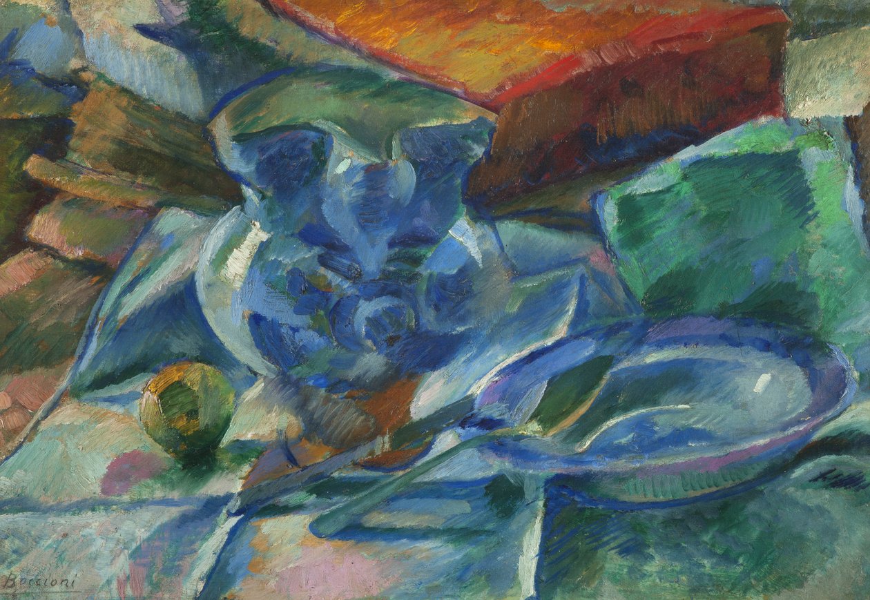 Stilleben med keramik, bestik og frugt, 1915 af Umberto Boccioni