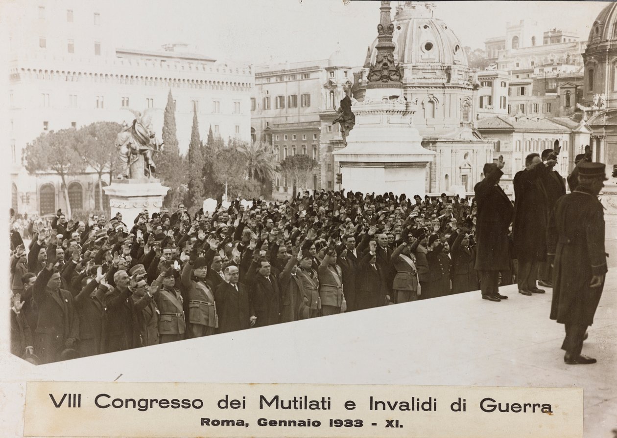 "VIII Kongres for lemlæstede og krigsinvalide - Rom, januar 1933 - 11" (s/h foto) af Umberto Palleschi