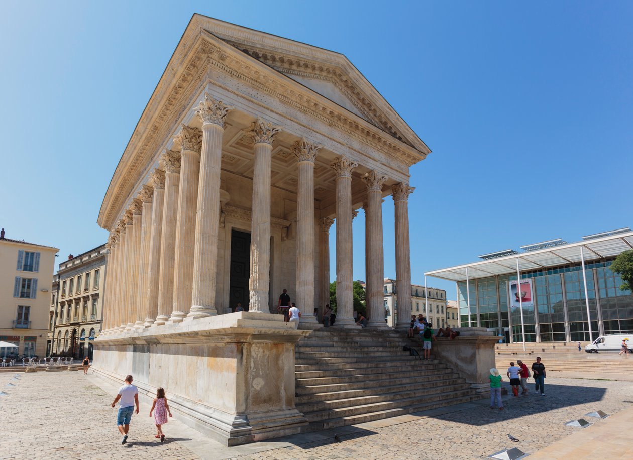 Nimes, Frankrig. Firkantet hus. af Unbekannt Unbekannt