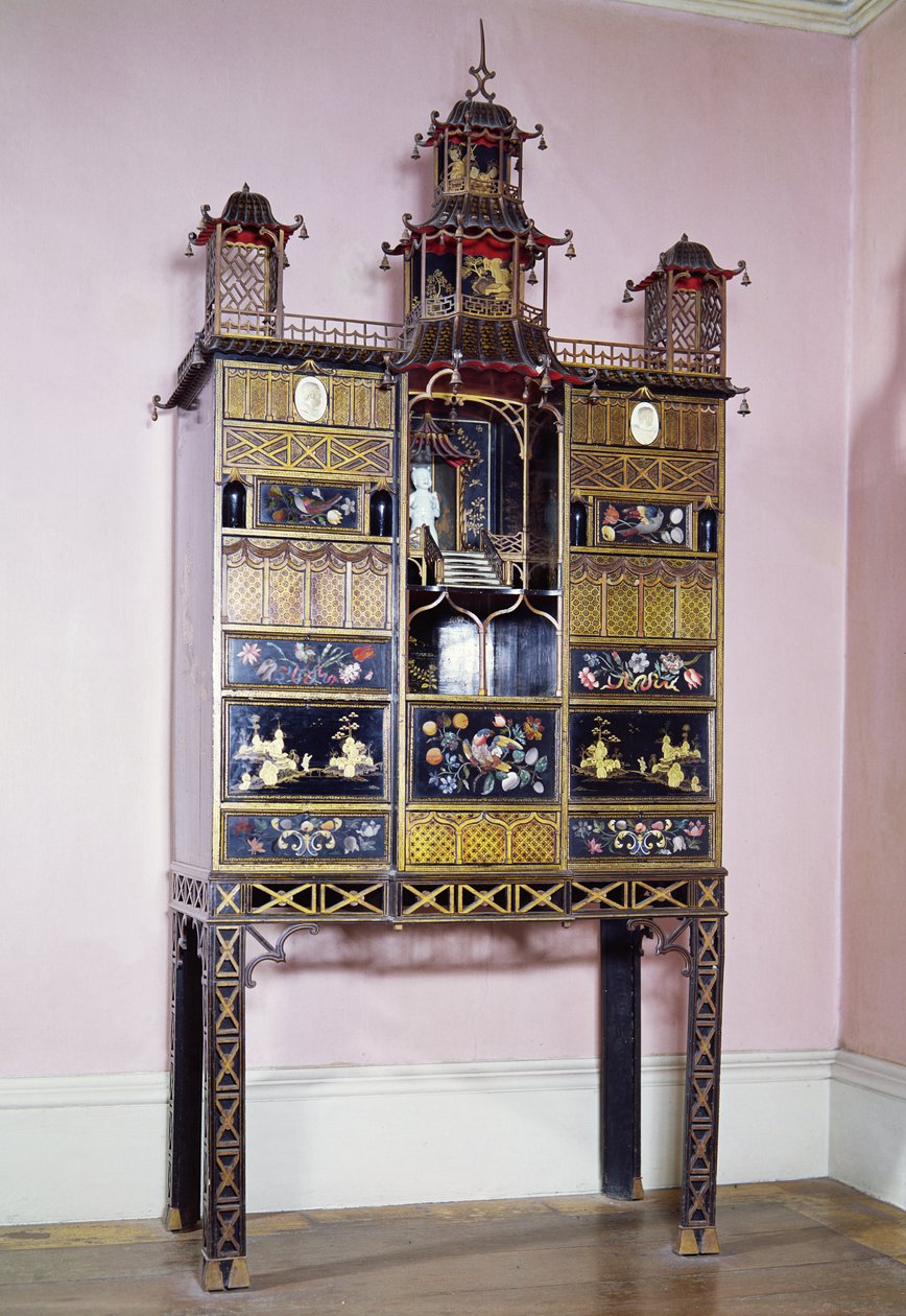 Pagodeskab i stil med Thomas Chippendale, europæisk lak, midten af 1700-tallet af Unbekannt Unbekannt