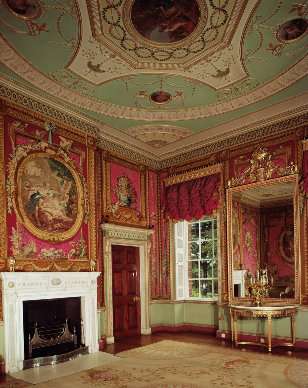 Sidebord, pier-glas og pejs af Adam i gobelinrummet i Osterley Park, ca. 1763 foto af Unbekannt Unbekannt
