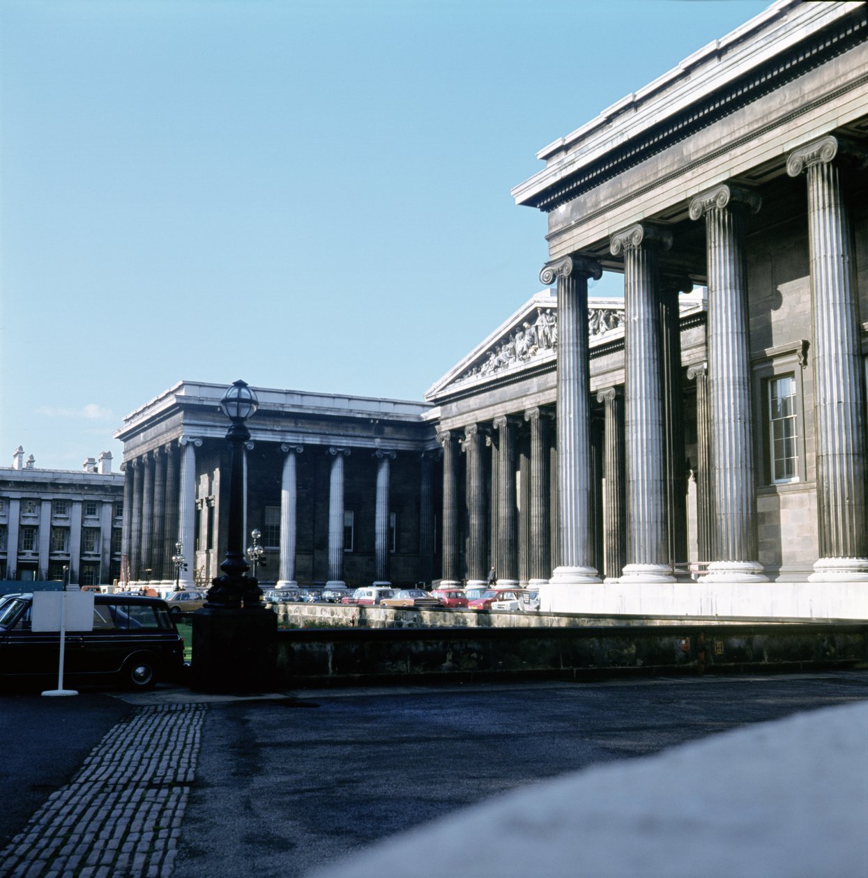 Sydfronten af British Museum af Unbekannt Unbekannt