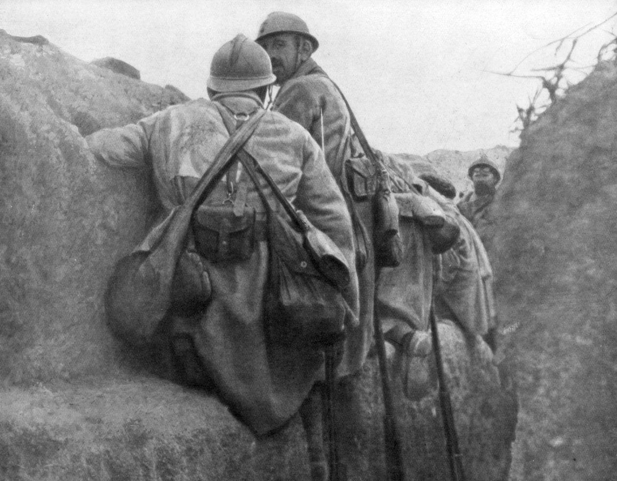 En fransk skyttegrav før et angreb, 2. slag ved Champagne, Frankrig, 25. september 1915 af Unbekannt