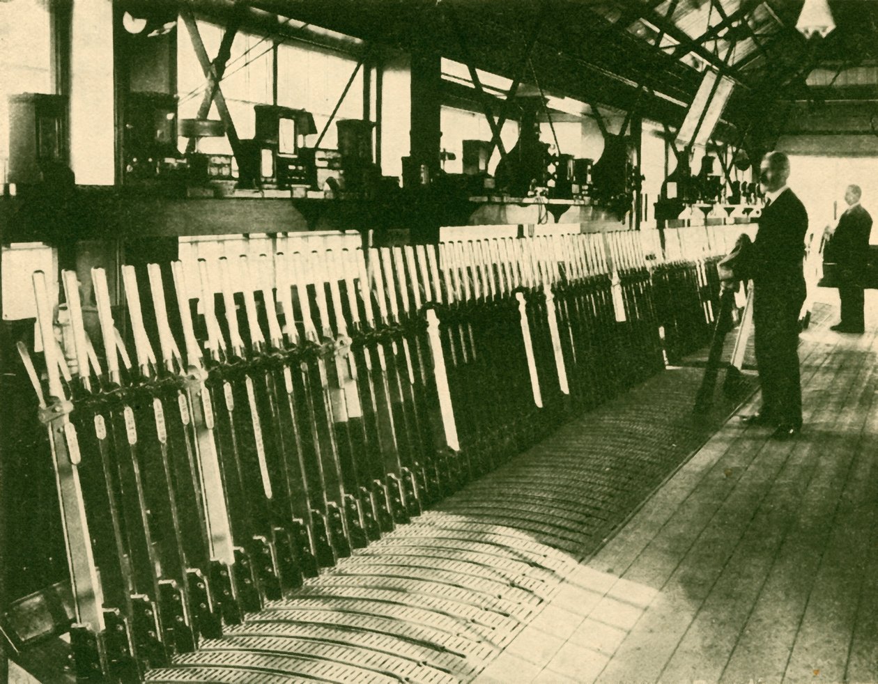 A Manual Box on the Great Western Main Line, Reading, 1930. af Unbekannt