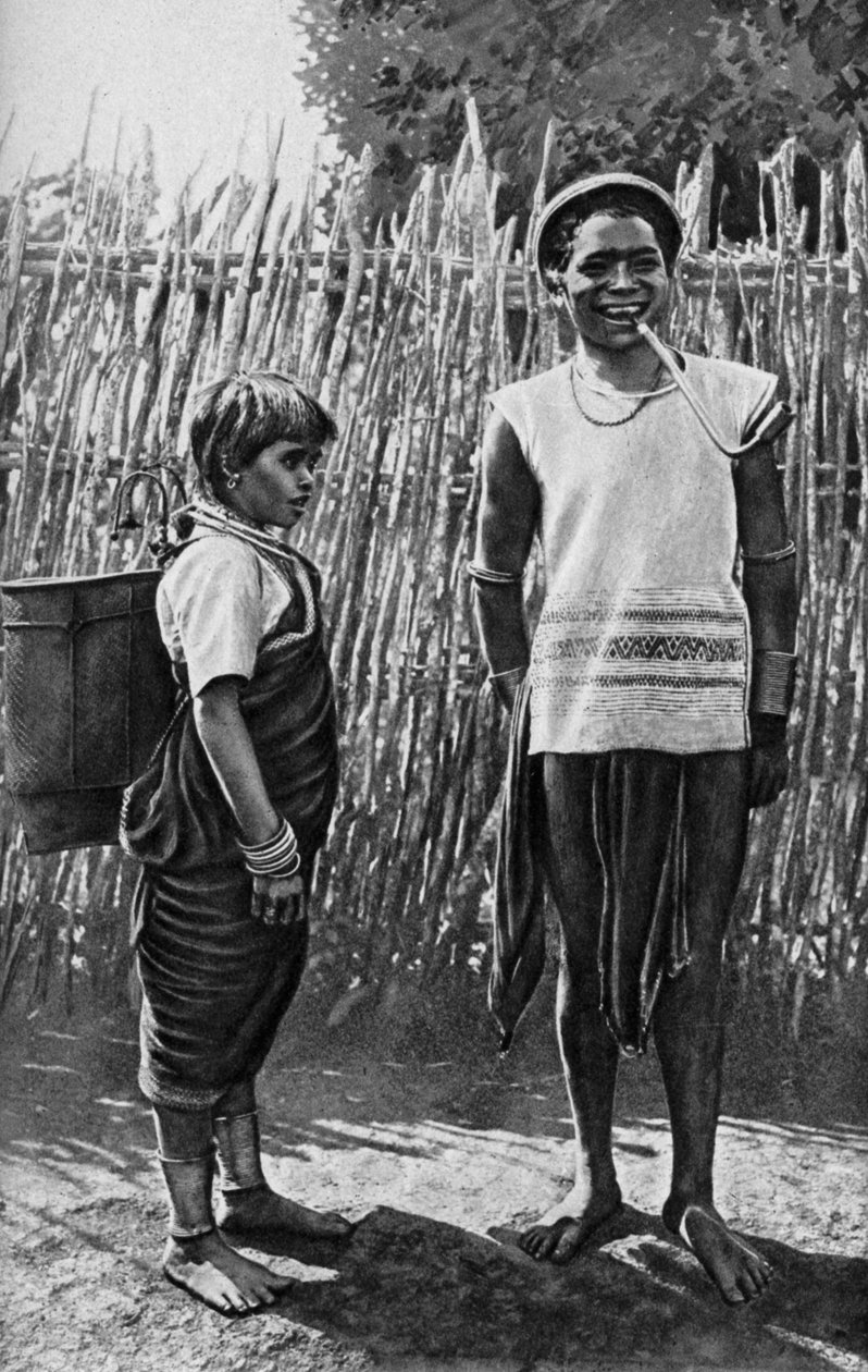 Et Moi-par inde i landsbypalissaden, Afrika, 1922 af Unbekannt