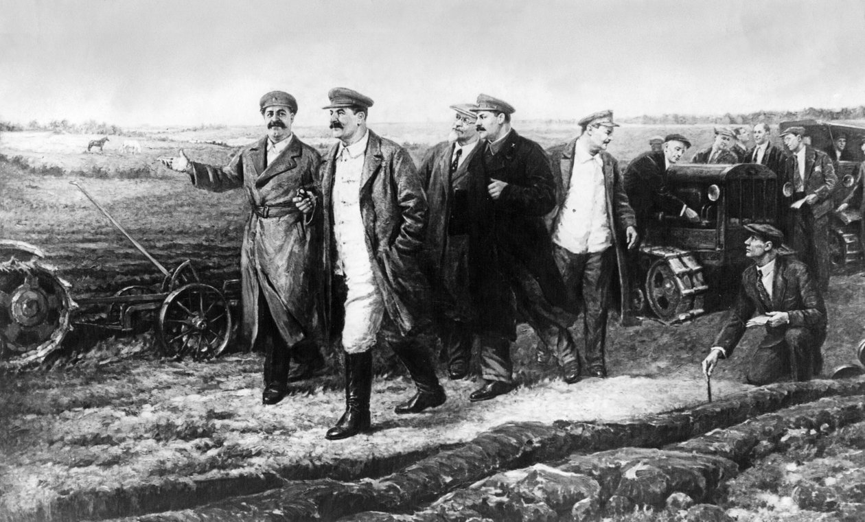 Et maleri af K, Finogenov af J, V, Stalin, G, K, Ordjonikidze, M. I. Kalinin, L. M. Kaganovich og A. A. Zhdanov på Auto-Tractor Institutes forsøgsfelt af Unbekannt