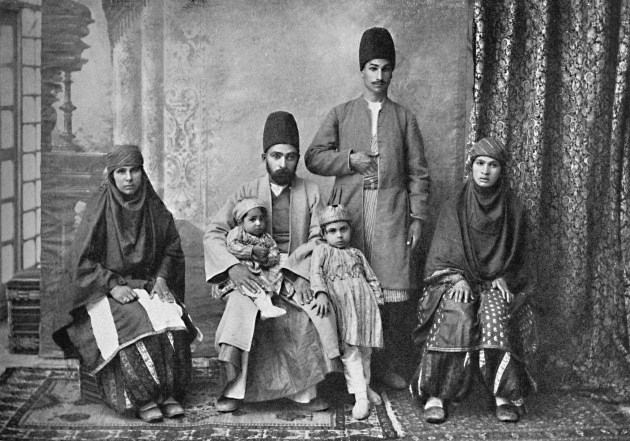 En persisk Parsi-familie, 1902 af Unbekannt