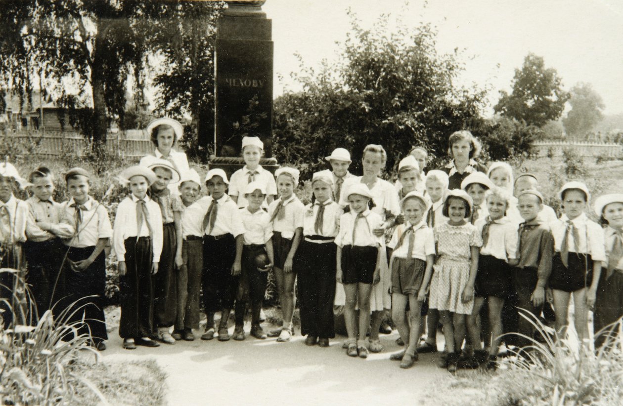 En enhed for unge pionerer i Yalta, Krim, USSR, 1950