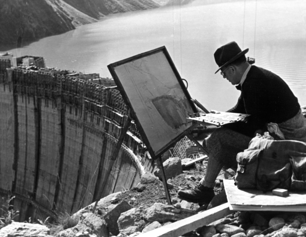 En kunstner fra Linz maler Limberg-dæmningen, Østrig, c1947-1951 af Unbekannt