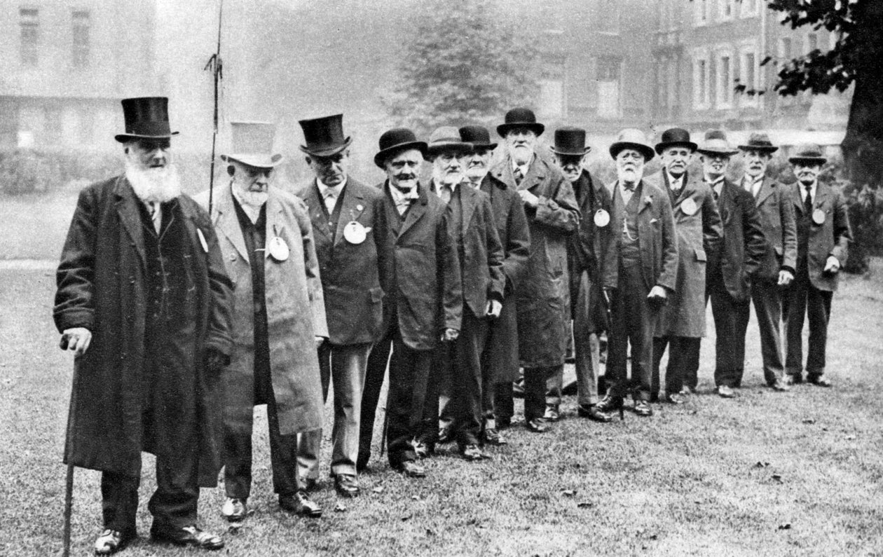En række af gamle førerhuse, London, 1926-1927 af Unbekannt