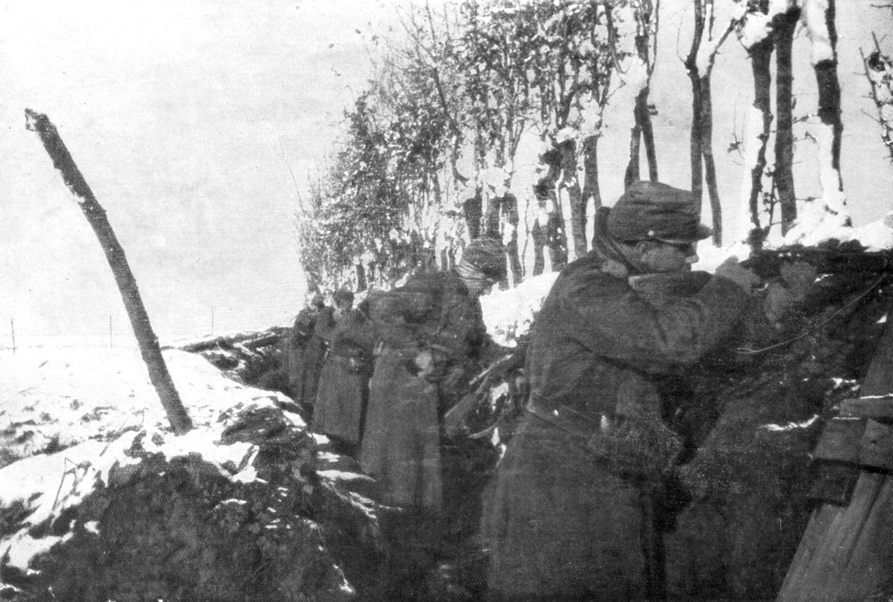 En skyttegrav fuld af reserveinfanteri, Pas-de-Calais, Frankrig, vinter, 1915 af Unbekannt