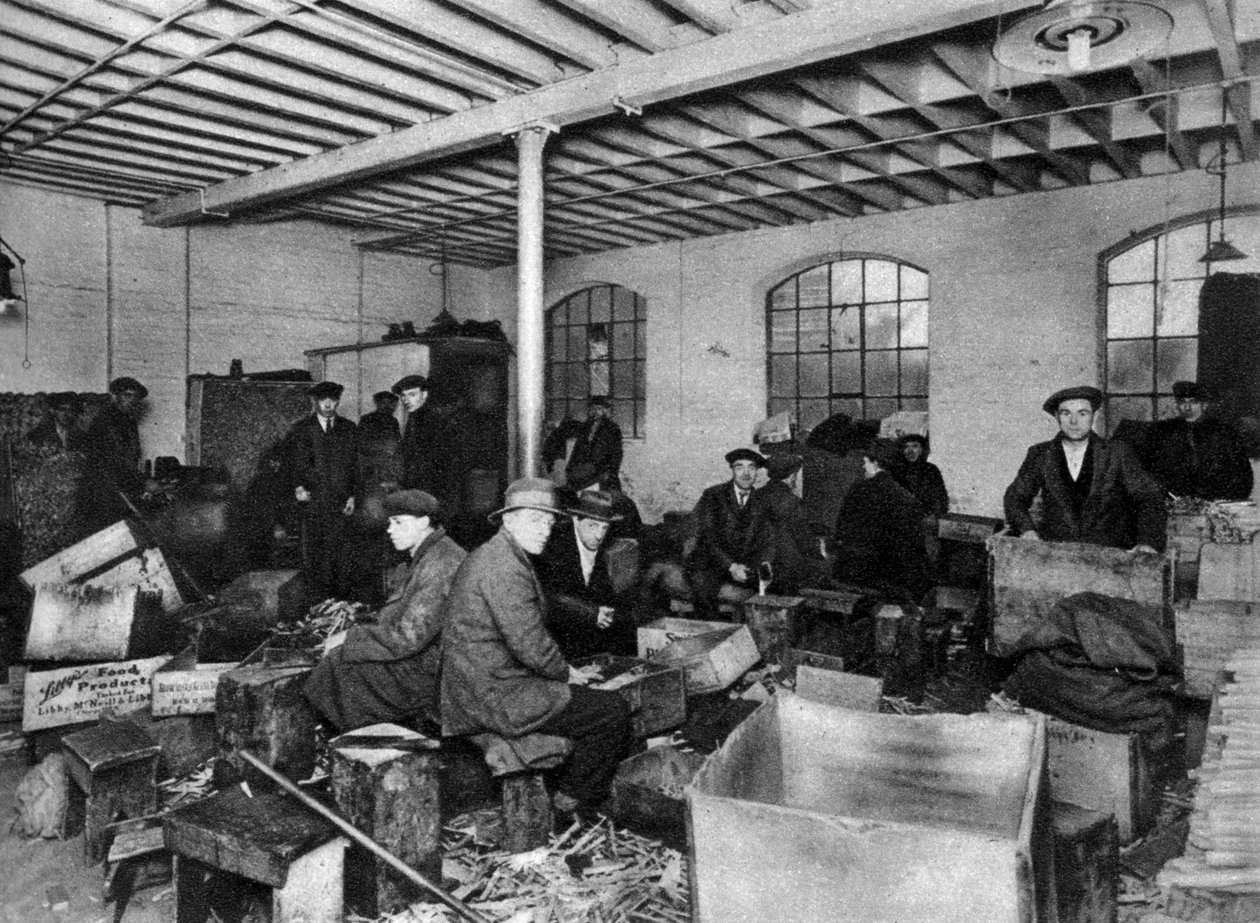 Et træhugningsværksted, London, 1926-1927 af Unbekannt