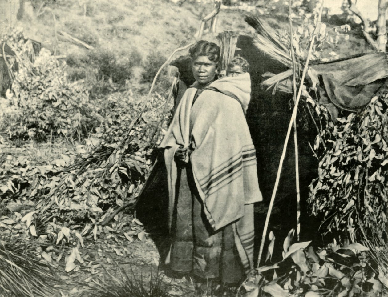 Aboriginal kvinde med barn, 1901. af Unbekannt