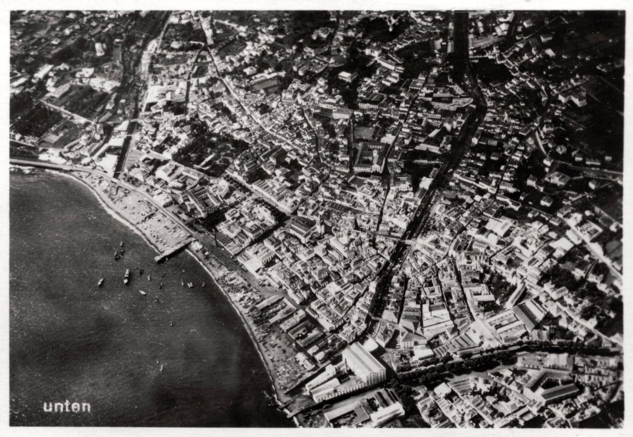 Luftfoto af Funchal, Madeira, fra en Zeppelin, 1928 1933 af Unbekannt