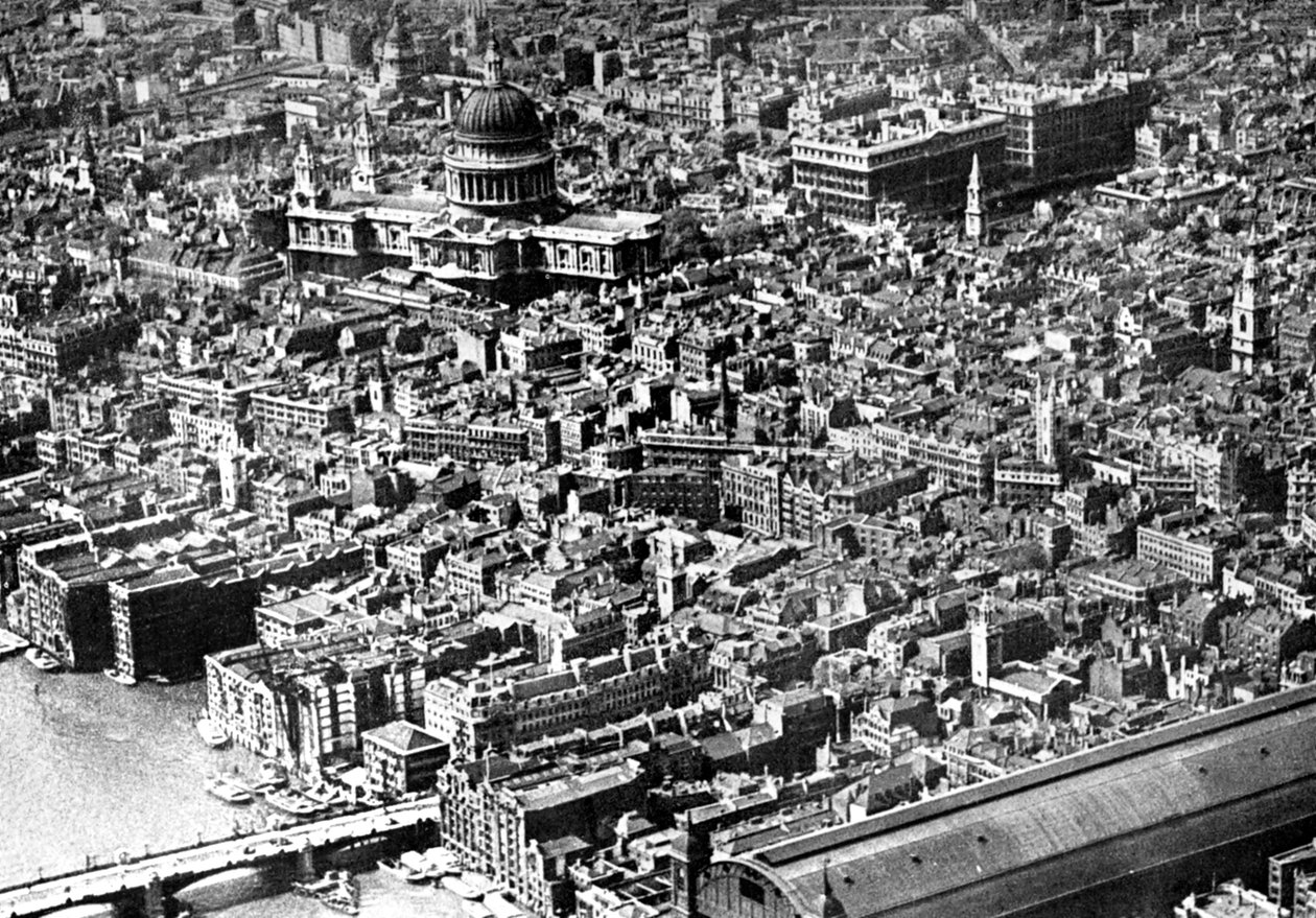 Luftfoto af London, der viser St Pauls Cathedral, 1926 af Unbekannt